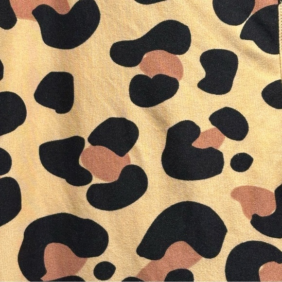 NEW TC2 LulaRoe Buttery Soft Leggings Tall& CurvyStretchy XXL-XXXL 18, 20, 22 - Picture 6 of 16